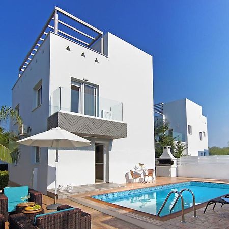 Villa Eden Айя Напа Екстериор снимка