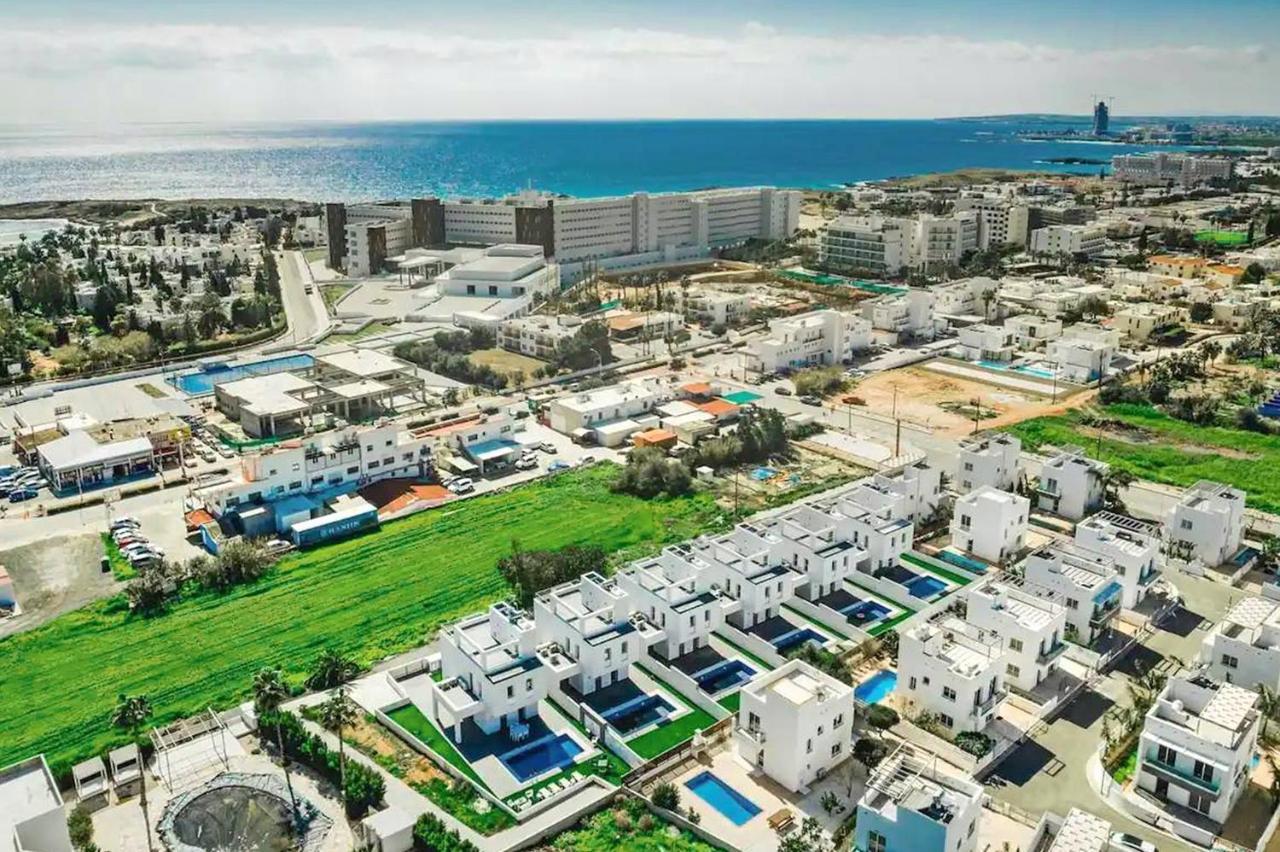 Villa Eden Айя Напа Екстериор снимка