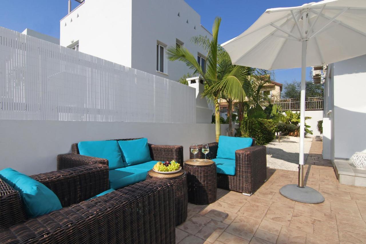 Villa Eden Айя Напа Екстериор снимка