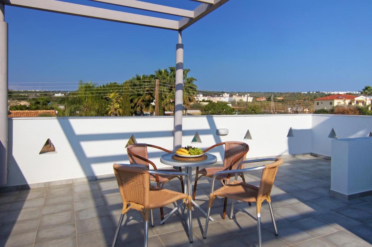 Villa Eden Айя Напа Екстериор снимка