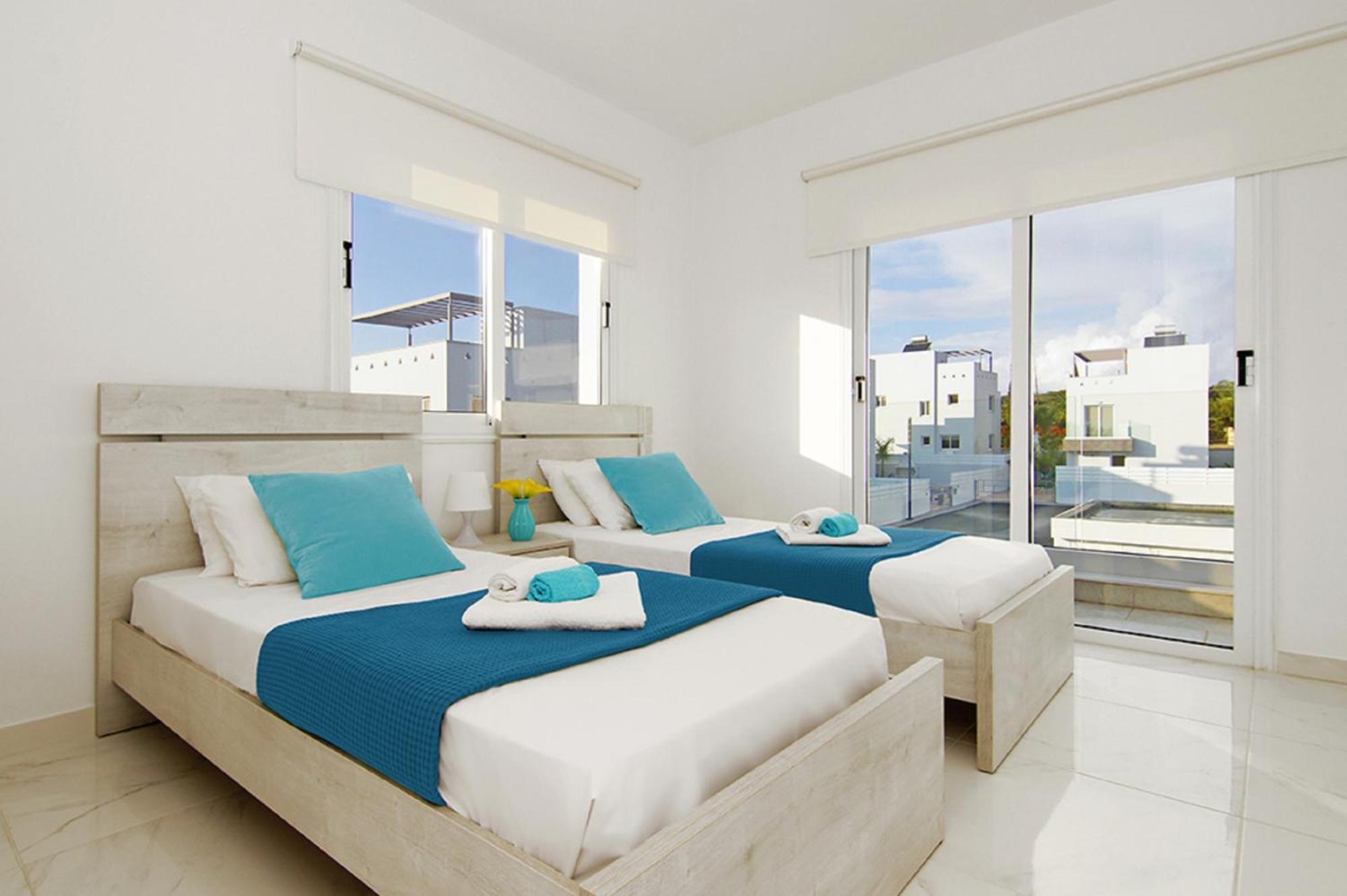 Villa Eden Айя Напа Екстериор снимка